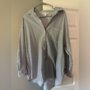Old Navy Button Down Boyfriend Shirt